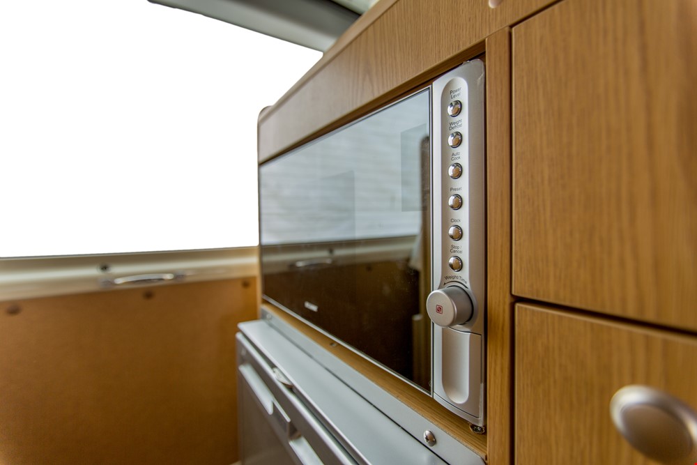 Cheapa Endeavour Microwave - Campervan Rental Sydney - Campervan Rental Shop